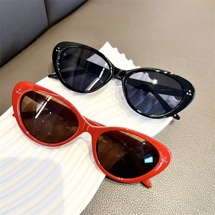 复古椭圆红色框猫眼高级感太阳眼镜方圆脸显瘦防紫外线墨镜女潮酷