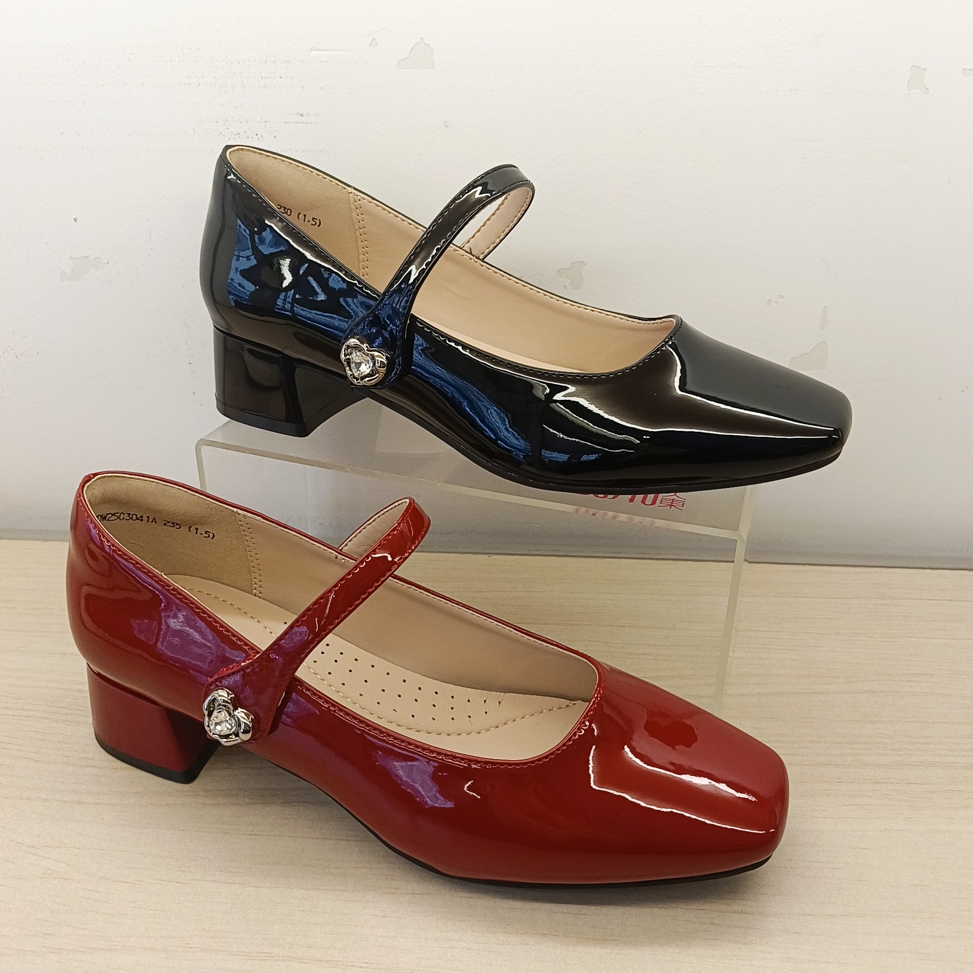 大东红色玛丽珍小皮鞋单鞋女2025春季新款时尚优雅粗跟方头3041