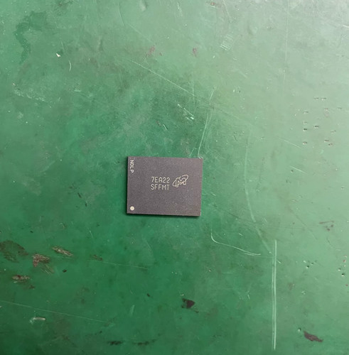 SFFMT MTFC16GAKAEEF-AIT TR FLASH BGA169球 EMMC16GB