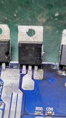 STPS20H100CT MBR20100CT B20100G 新能源汽车电脑板整流二极管