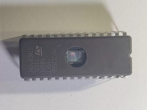 M27C256B-10F1 直插DIP 陶瓷存储器芯片 全新现货