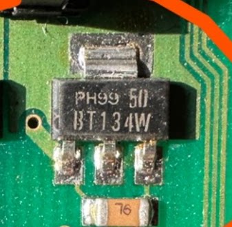 双向可控硅BT134贴片223