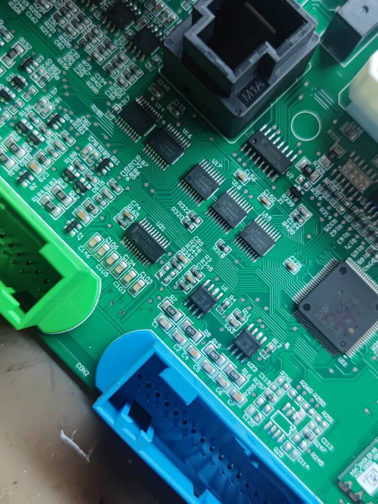 NCV7240BDPR2G 配电开关 负载驱动器 NCV7240B SSOP24 全新原装