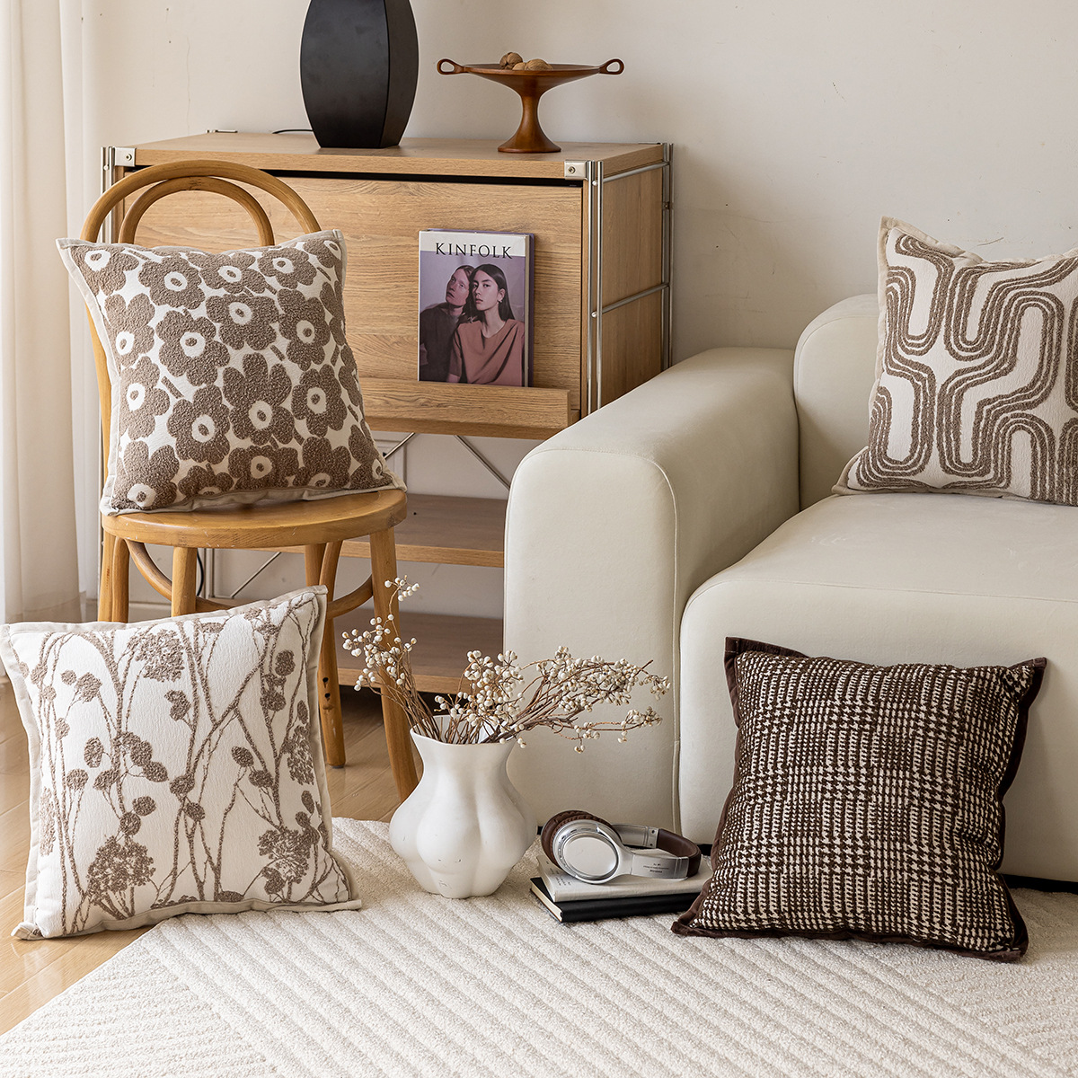 诧寂风茶木色抱枕美拉德小花朵样板间客厅沙发靠垫靠枕套