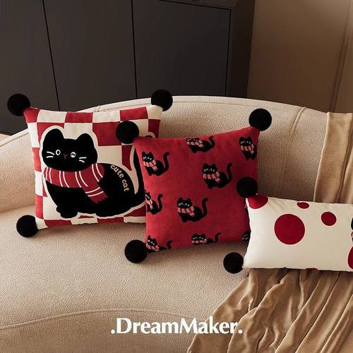 红色新年小猫抱枕加厚荷兰绒单只方形可拆卸枕套ins卡通印花靠枕