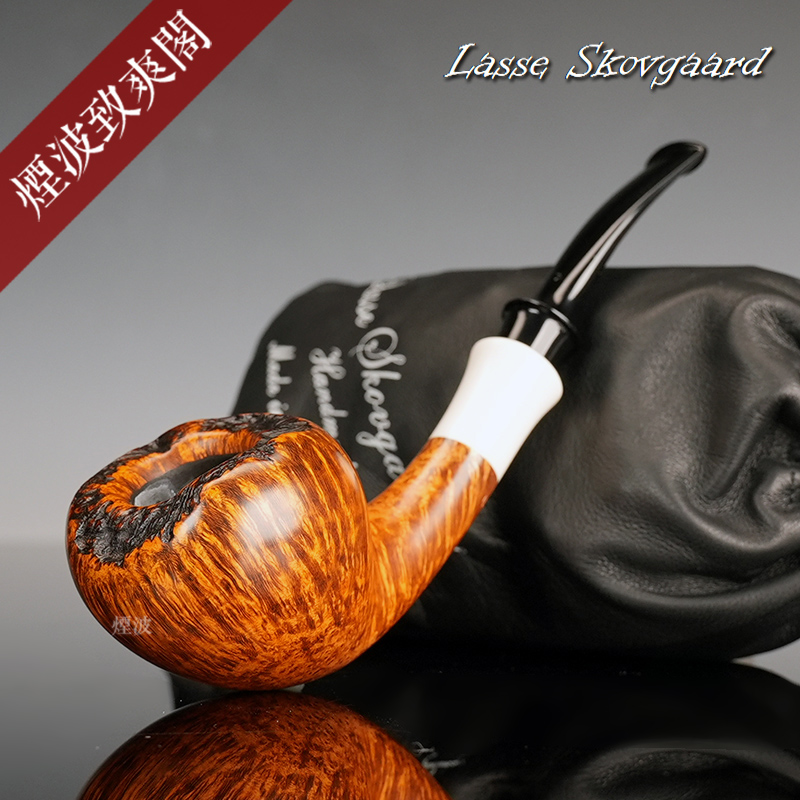 无花果型斗口留皮白色饰圈烟斗