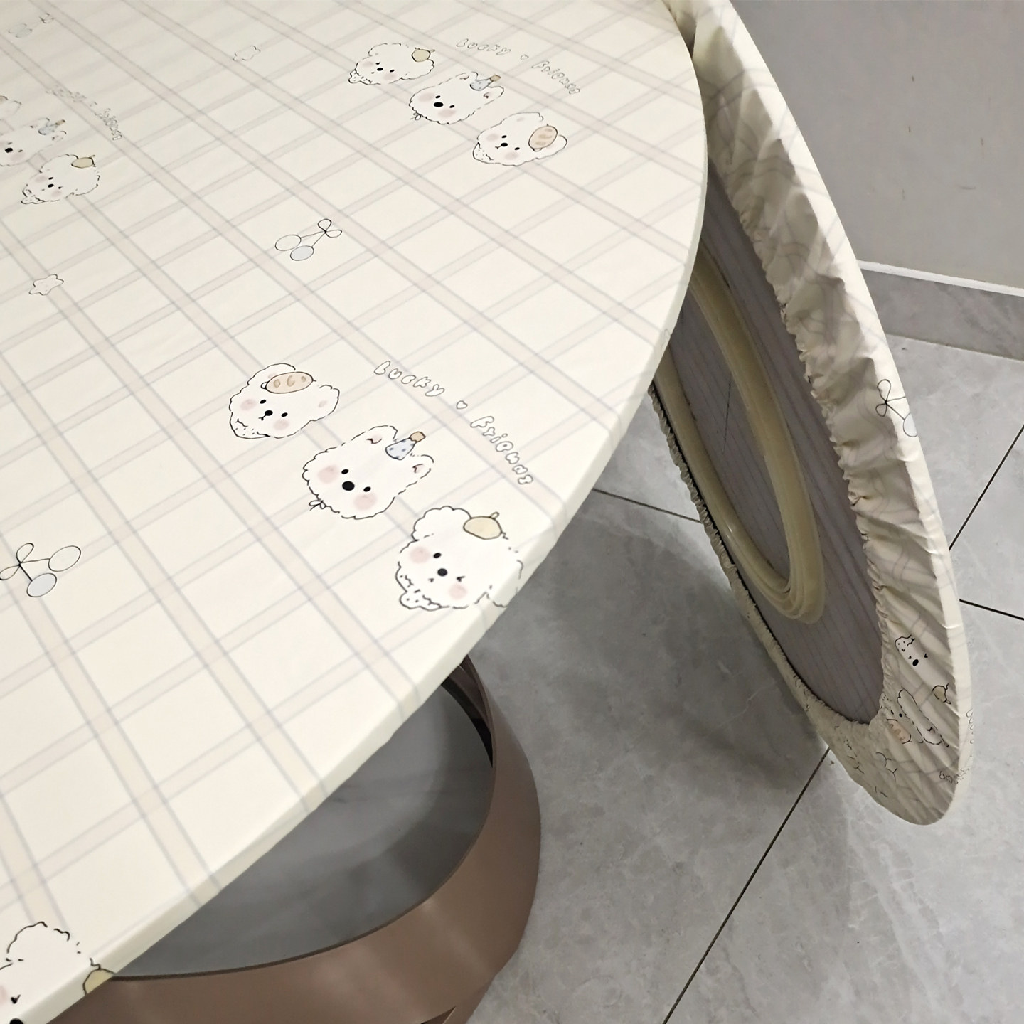 萌宠桌套罩防水防油转盘套子松紧带包边餐桌垫皮纹饭桌布2026新款