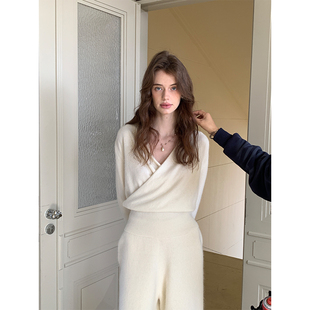 ZHUYIYI 设计感百搭原创内搭高级感 绵羊毛V领交叉毛衣女秋冬款