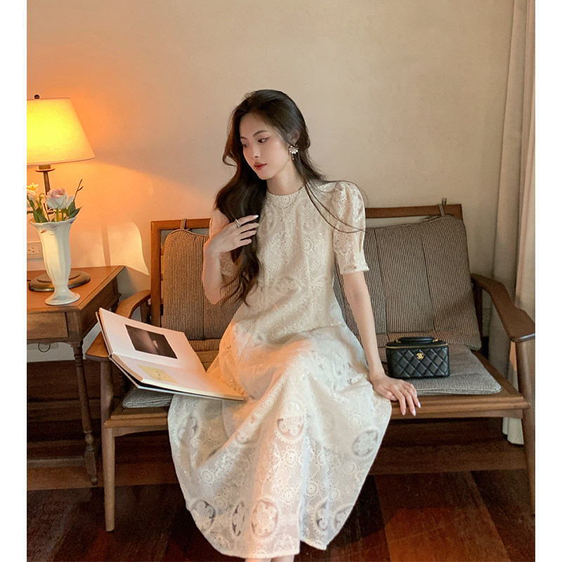 ZHUYIYI 米白色法式蕾丝连衣裙女夏圆领高级感修身收腰显瘦长裙