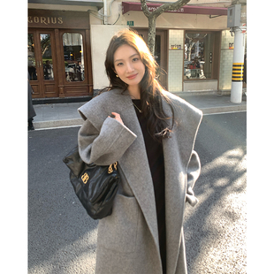 灰色大翻领收腰长款双面羊绒大衣女冬2025新款加厚高端毛呢外套
