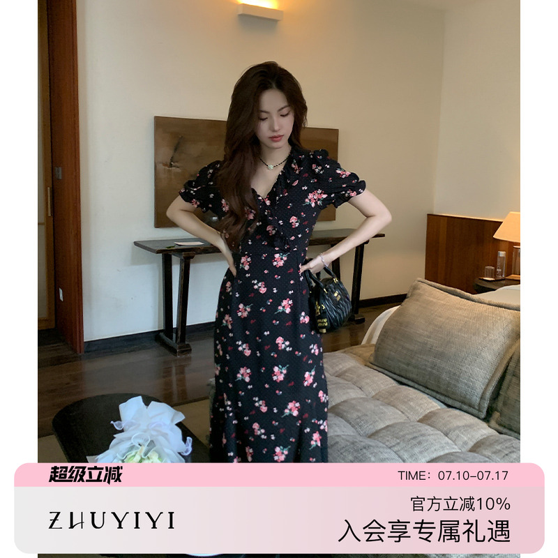黑色V领修身显瘦碎花连衣裙