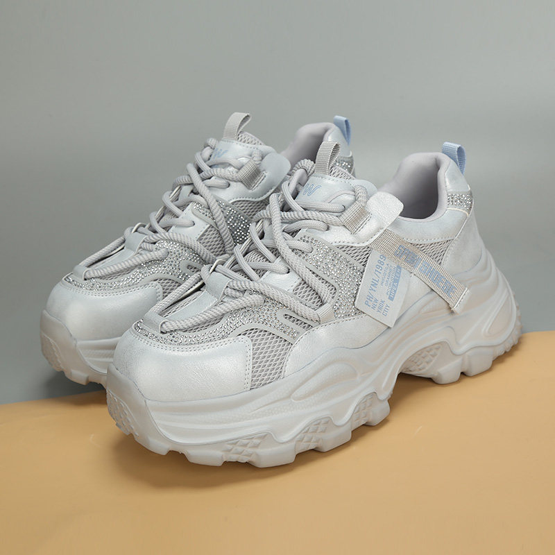 大码女鞋41-432026春季新款老爹鞋女百搭网面增高休闲运动鞋