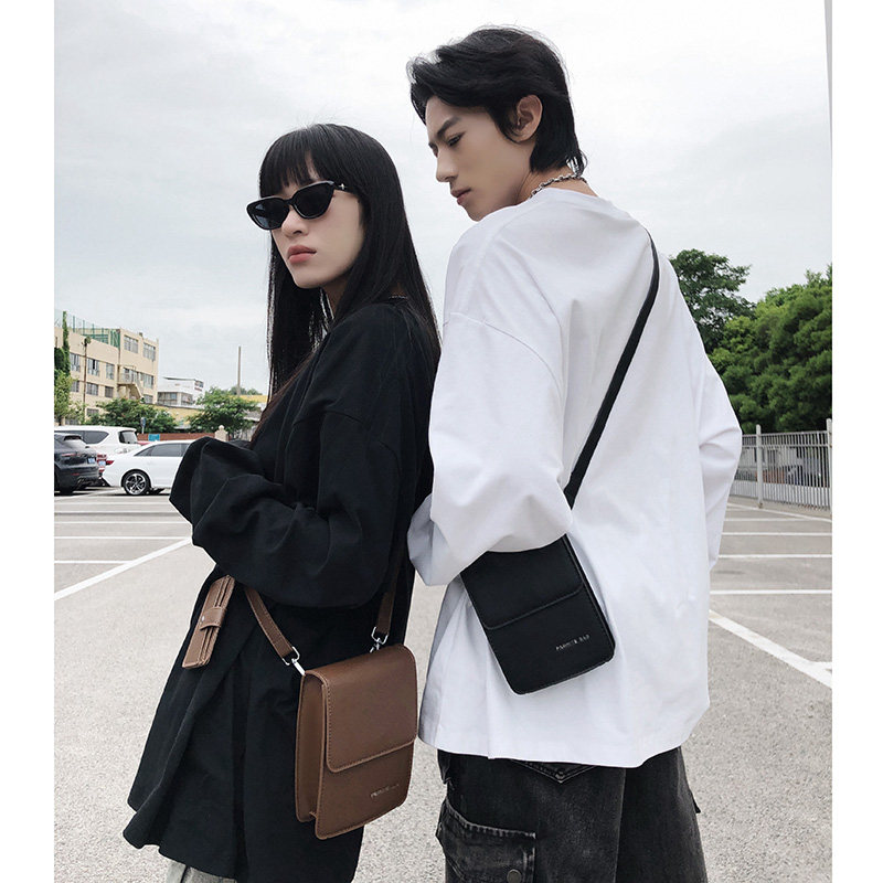 简约斜挎包日系设计感挎包小众潮牌手机包男ins潮单肩包男士包包