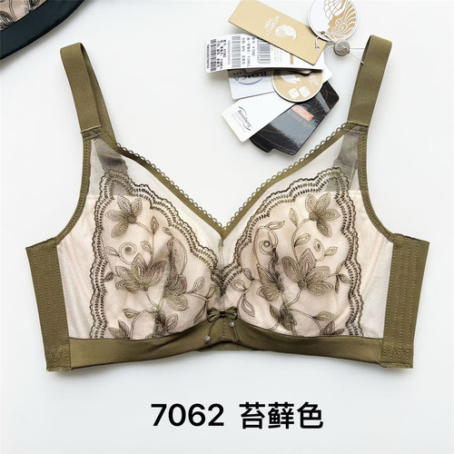 特价完美体态62双重蚕丝滋养B杯C刺绣薄棉聚拢调整型大胸显小文胸