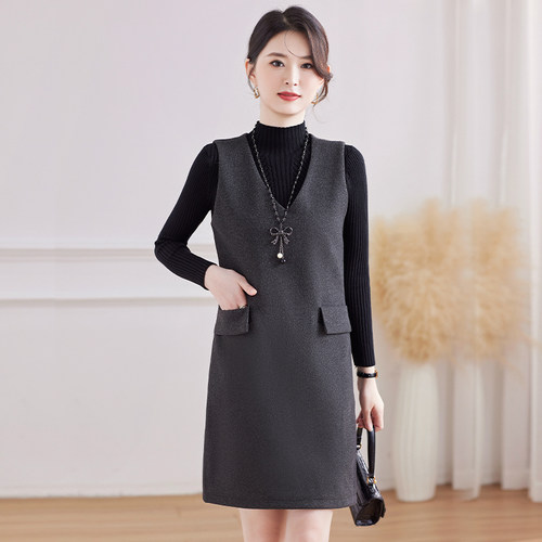 加厚v领连衣裙百搭毛呢背心裙