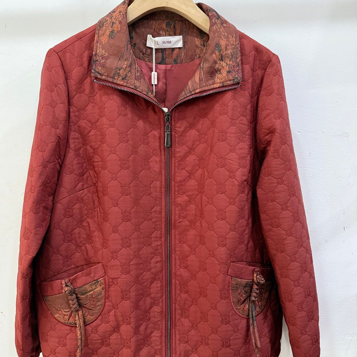 Q65018女秋季新款外套中老年妈妈休闲夹克短款女装老人春秋上衣服