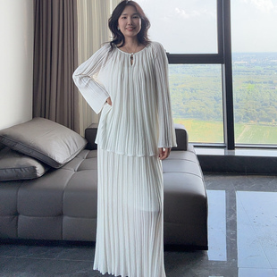 BENYI轻姿灵动秋季 肌理感宽松显瘦针织套装