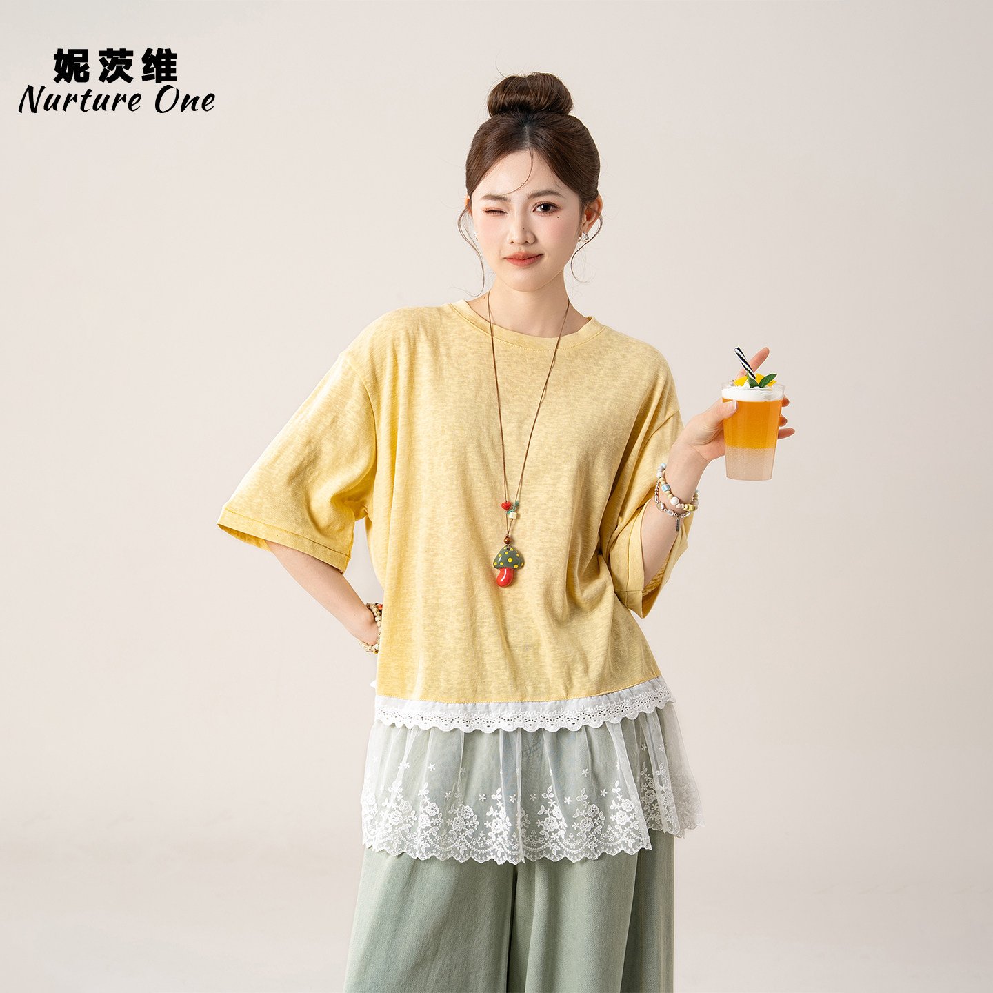 妮茨维【奶纱藏韵】黄色蕾丝下摆拼接短袖T恤女淡人穿搭宽松上衣