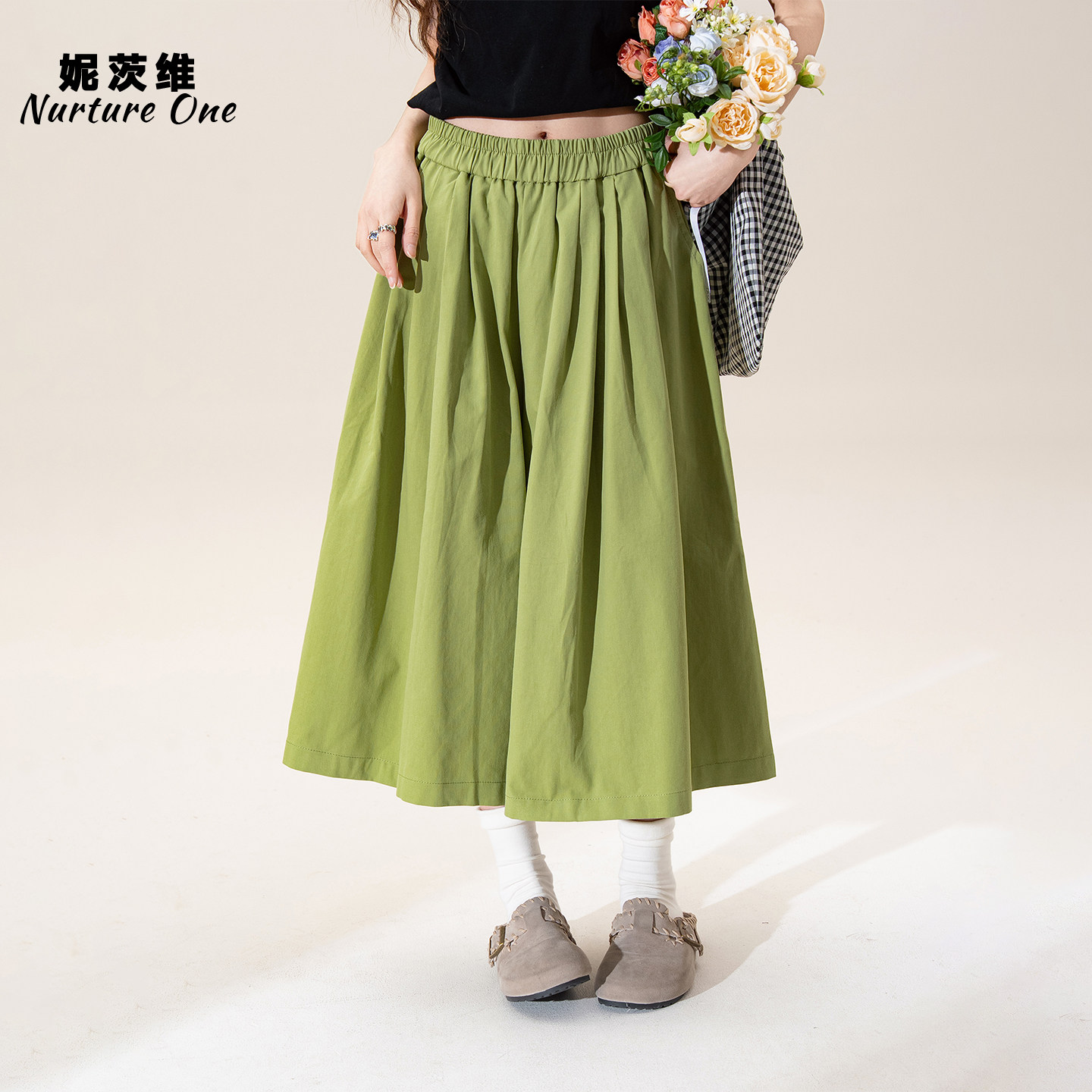 妮茨维【柳绿花香】浅绿色松紧高腰慵懒风松弛感七分廓形阔腿中裤