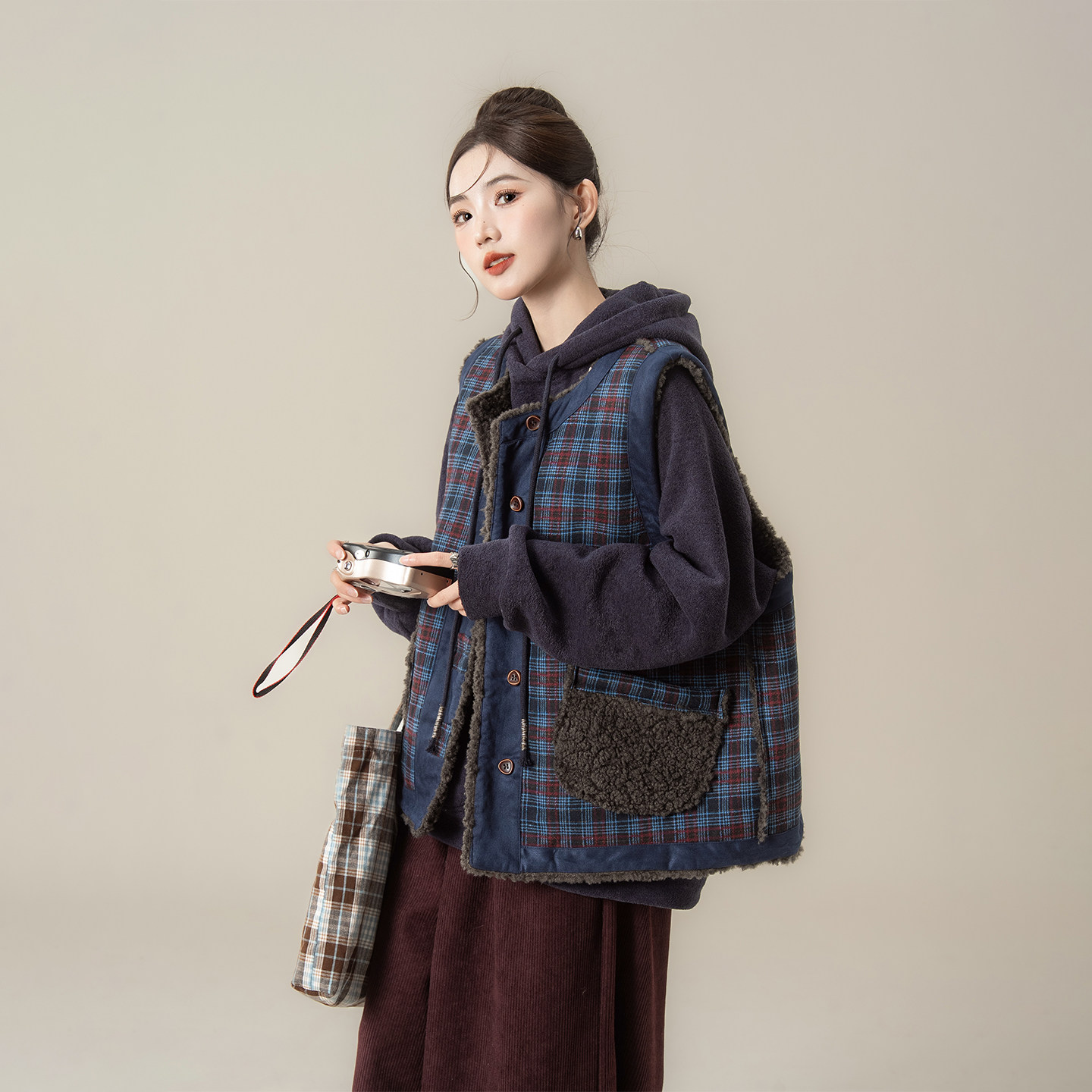 蓝色复古格纹两面穿仿羊羔毛马甲女春秋新款加厚保暖无袖背心上衣,女装/女士精品,背心吊带,淘宝优惠券,粉丝福利购,淘宝优惠卷