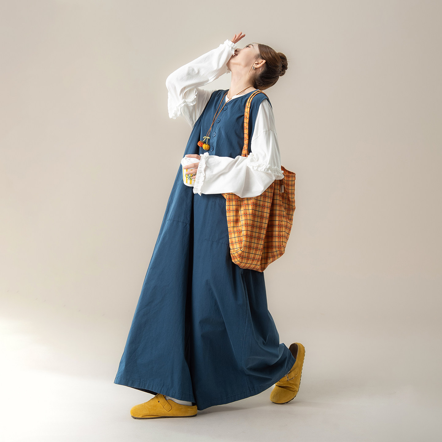 湖蓝色日系文艺复古松弛感连体背带裤女春季新款显瘦百搭阔腿长裤,女装/女士精品,连体衣/裤,淘宝优惠券,粉丝福利购,淘宝优惠卷