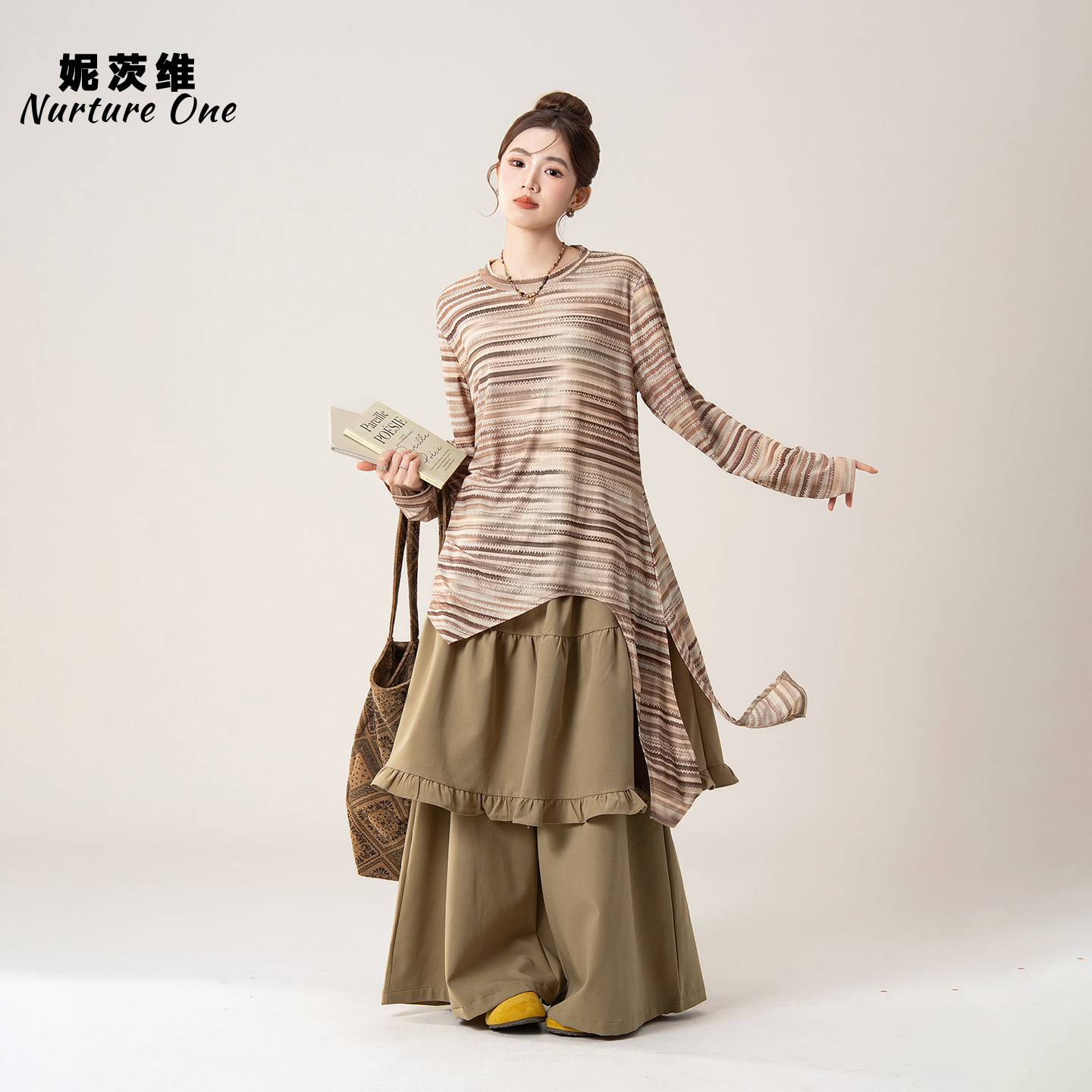 妮茨维【1.31 20:00春季新品】前4小时6折 限50件！不规则摆,女装/女士精品,T恤,淘宝优惠券,粉丝福利购,淘宝优惠卷