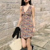 小鱼自制 V领小个子度假裙子 短裙夏季 张馨予同款 真丝碎花无袖