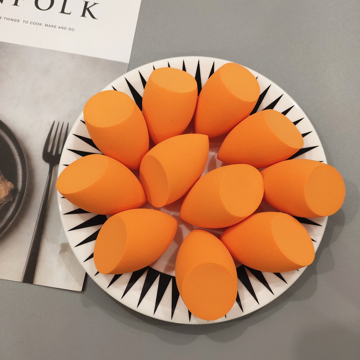 10个14 r家微瑕疵超弹橙色斜切美妆蛋  干湿两用不吃粉底妆海绵蛋