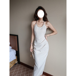 法式性感挂脖露肩背礼服女轻奢小众高端级名媛气质收腰开叉连衣裙