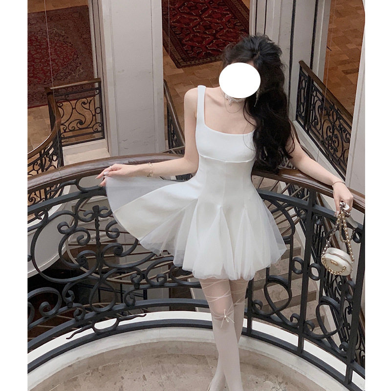 欧美性感吊带礼服轻奢小众高端级气质名媛晚宴年会网纱蓬蓬连衣裙