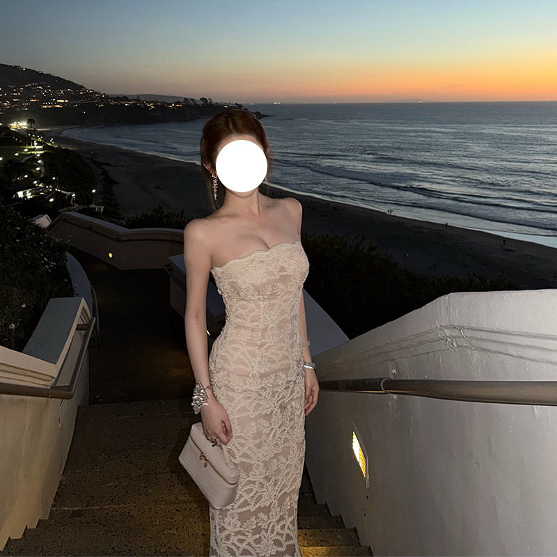 性感抹胸露肩背立体盘线骨绣蕾丝连衣裙轻奢高端小众级晚宴会礼服