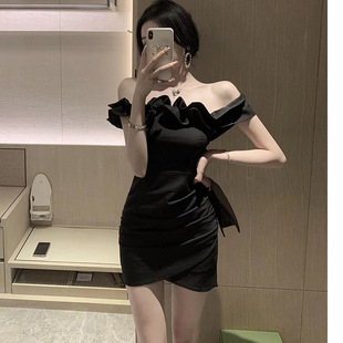 黑色礼服女轻奢小众高端级性感一字肩露背抹胸气质晚宴年会连衣裙