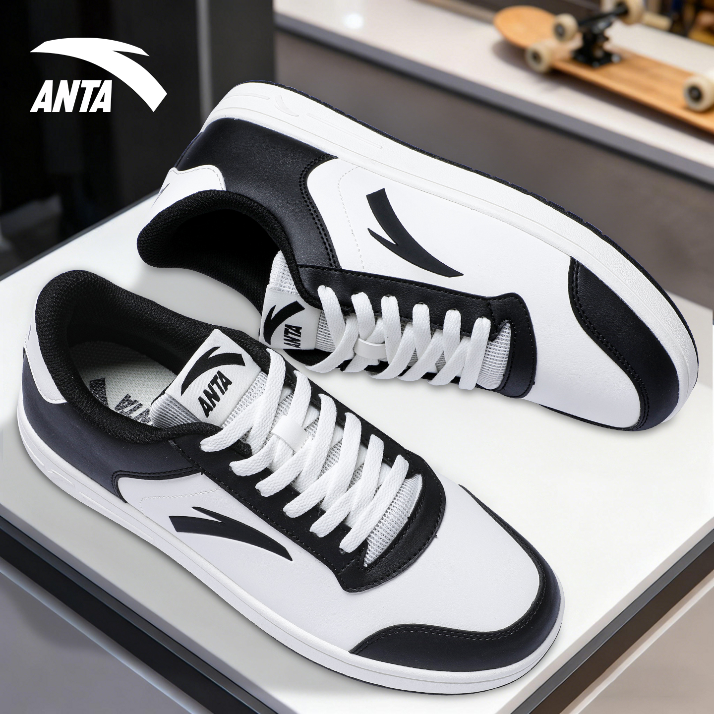 安踏男鞋黑白板鞋百搭小白鞋
