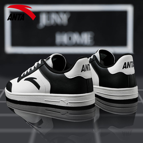 安踏板鞋男轻便透气低帮百搭