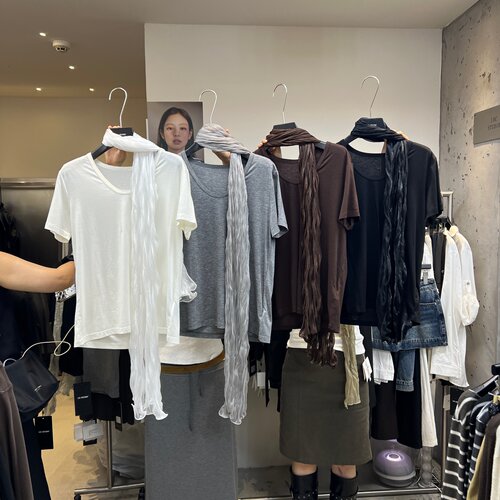 13C10339 T恤女短袖 配围巾