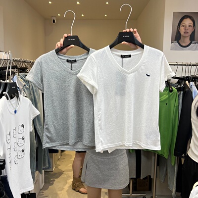 13C2026春夏新款基础款好版型V领刺绣小马百搭显瘦T恤短袖女0029