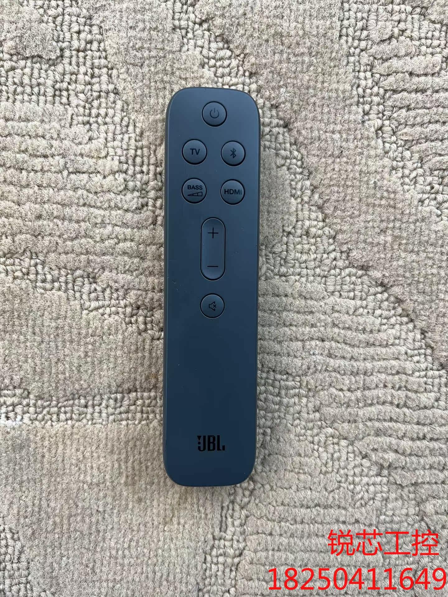 JBL BAR 摇控器、外观9新、没有使用过、运输痕迹、此款使用感如何?