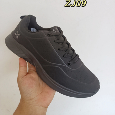 外贸运动休闲鞋黑色35码到39码