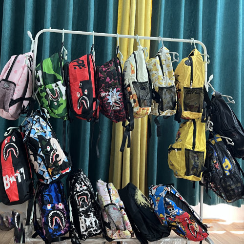 男女童卡通可爱大容量双肩包书包