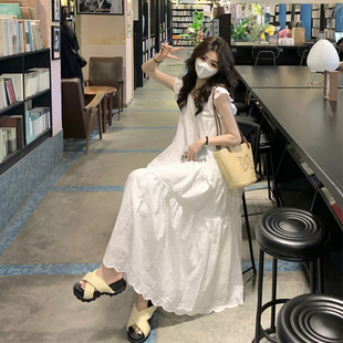 小飞袖白色连衣裙女夏季2026新款宽松显瘦长裙韩系绝美初恋小白裙