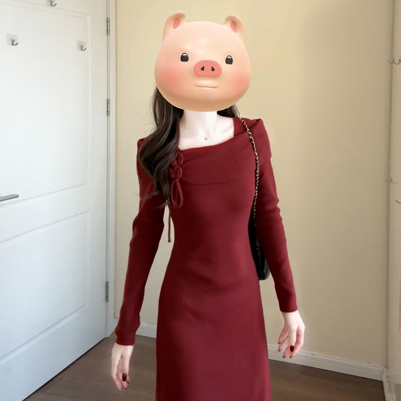 法式红色一字肩打底针织连衣裙