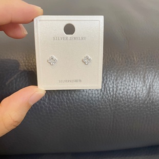 S925通体纯银 超迷你 经典 四叶草 带钻很闪耳钉养耳洞 精致气质