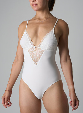 FITS EVERYBODY LACE 吊带连体裤法式性感蕾丝美式亲肤紧身小吊带