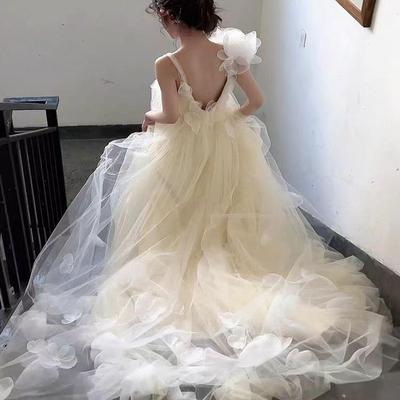 森系超仙吊带韩式婚纱晨袍成人礼