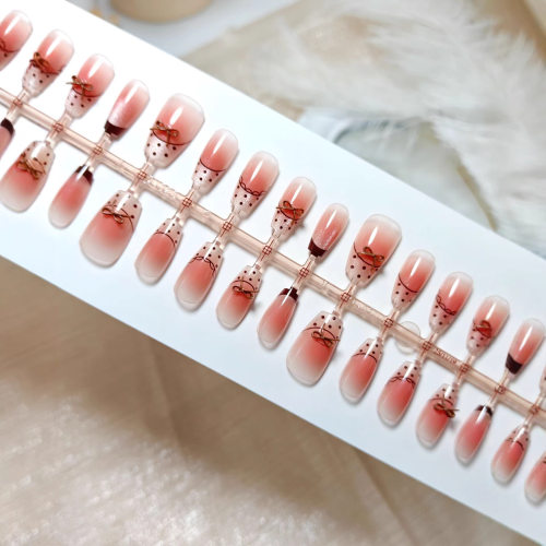 30片预制甲裸粉渐变波点法式蝴蝶
