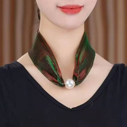高级感炫彩磁吸扣围脖