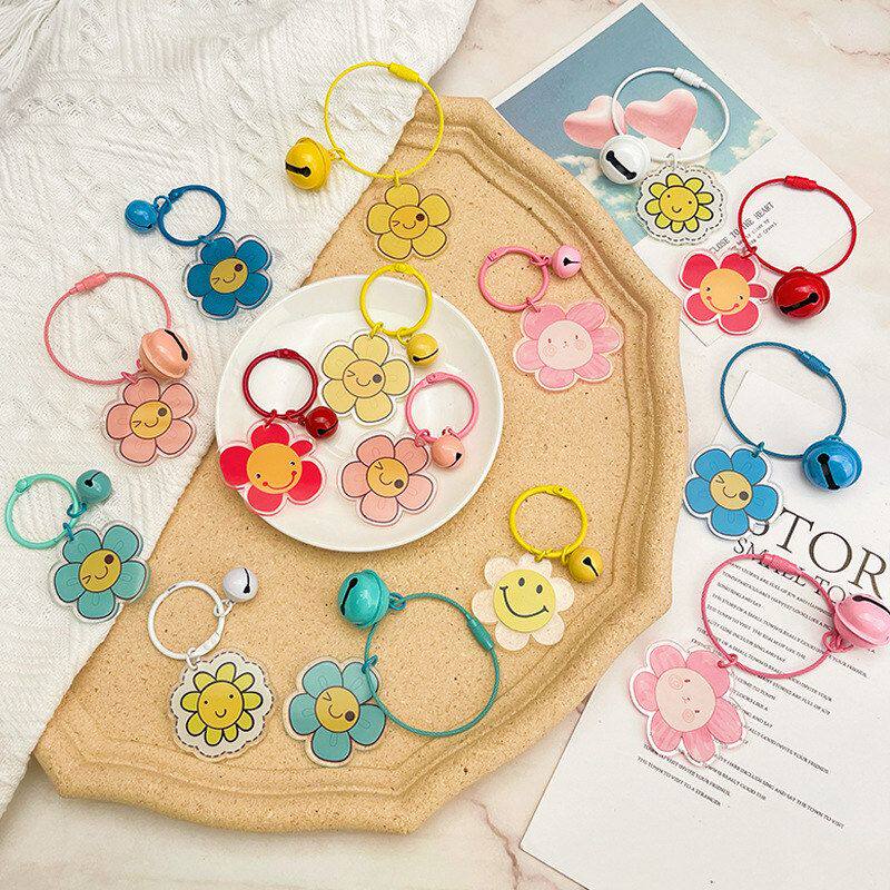 时尚少女心亚克力钥匙扣可爱小花朵包挂件情侣小配饰创意礼品批发