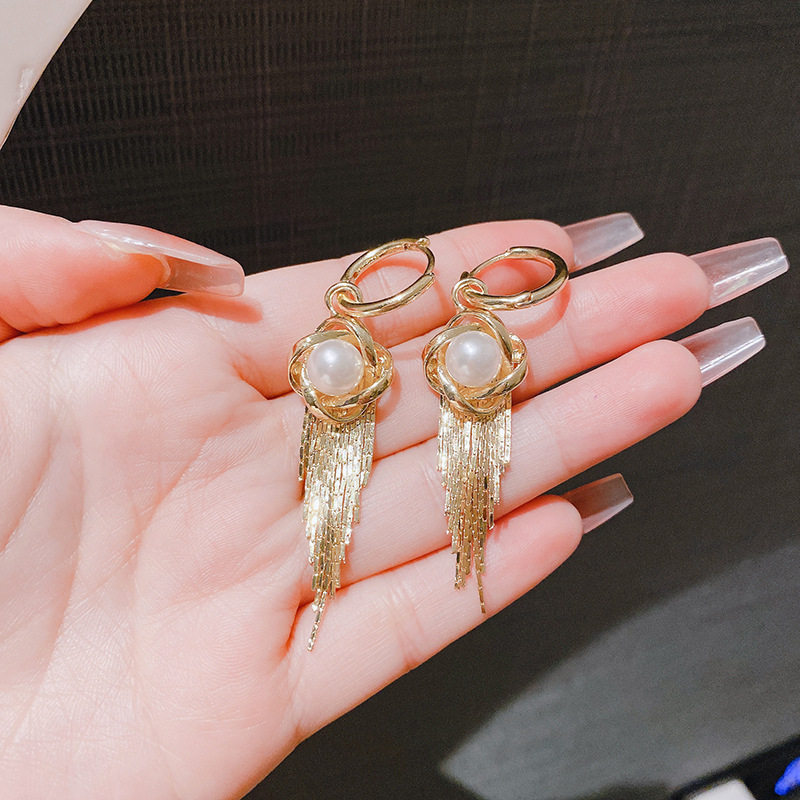 新款螺旋缠绕珍珠流苏高级耳环女长款百搭耳扣显瘦气质时尚耳饰女