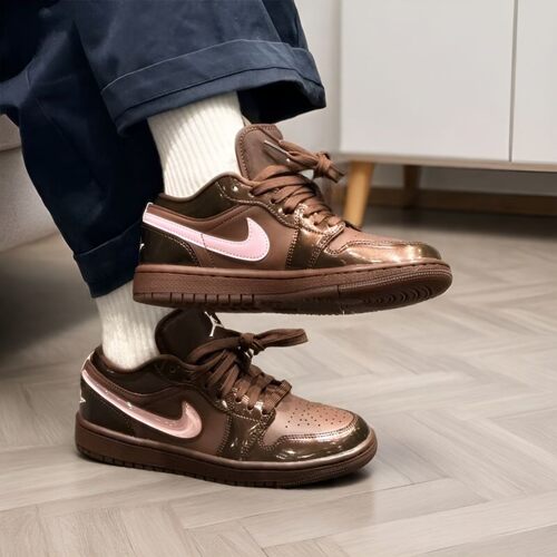NIKE耐克女AIR JORDAN AJ1粉棕色情人节运动休闲鞋板鞋IQ9787-262