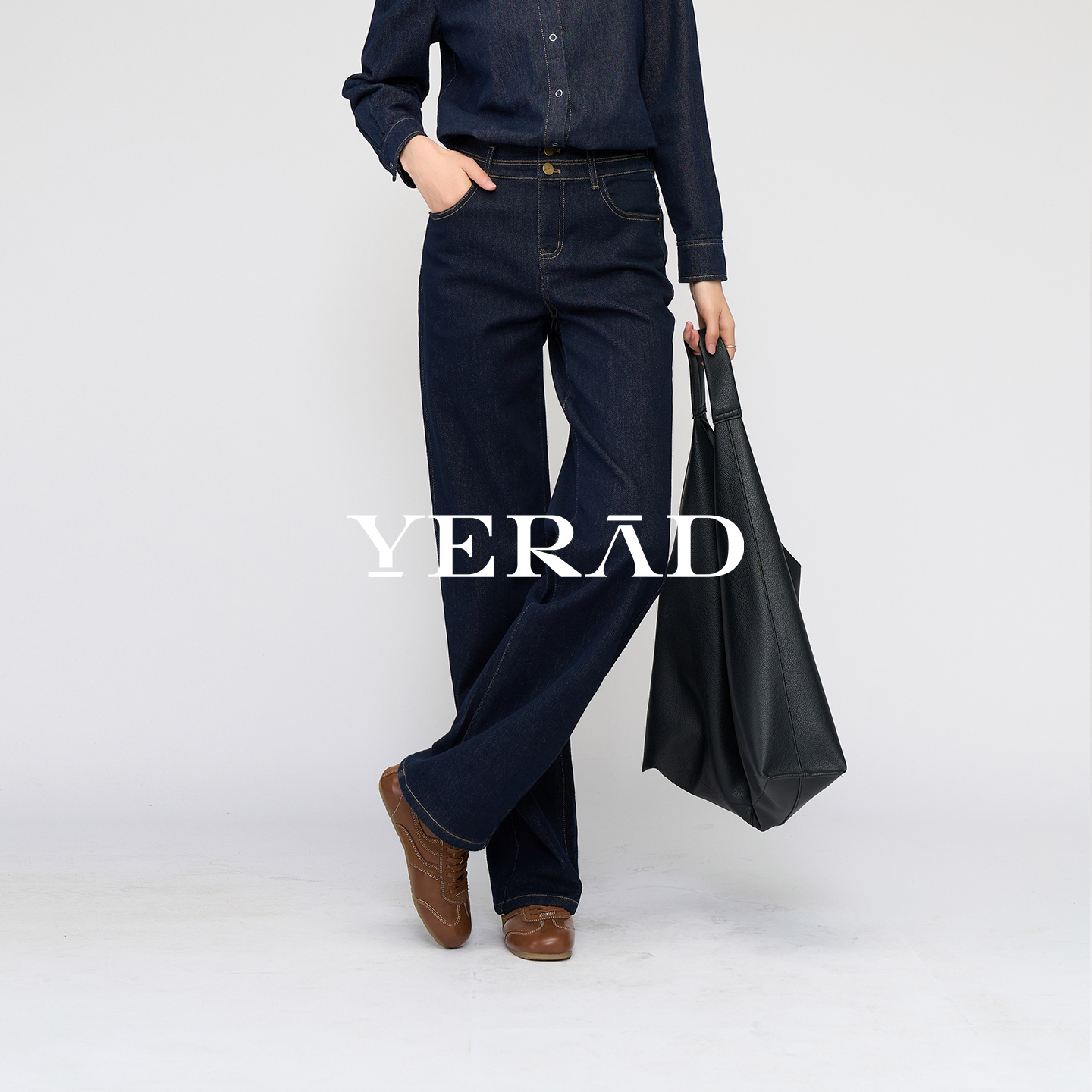 娅丽达大码防褪色高腰直筒牛仔裤